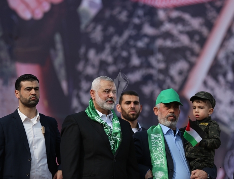 HAMAS'IN KURULU�UNUN 30. YILD�N�M� KUTLAMALARI